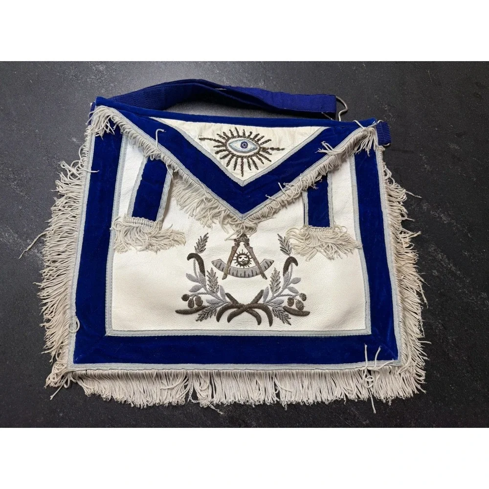 Vintage‎ Masonic Worshipful Master Apron Case Set Nikolai Vasilevsky 1975